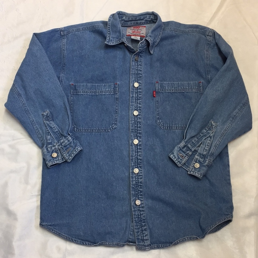 Vintage Levi’s Denim Shirt L Cotton Button Classic